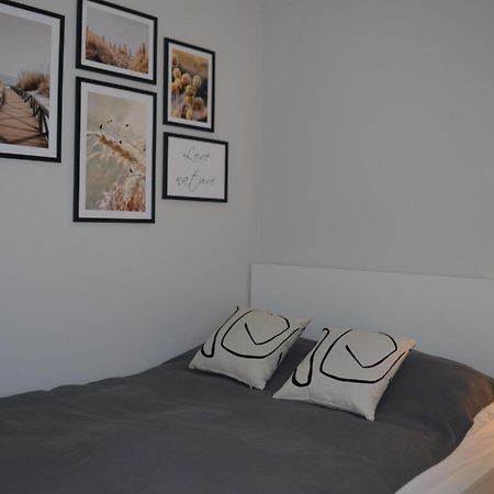 Apart City Break Apartament Świebodzice Esterno foto